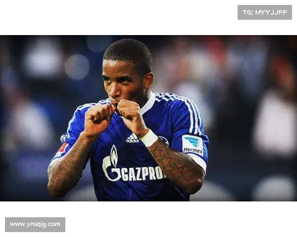 法尔范在沙尔克04的具体位置解析与战术角色分析